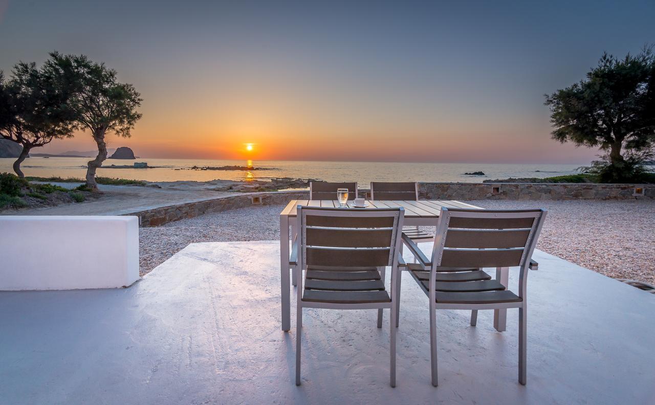 Milos Waves Luxury Apartments Полония Екстериор снимка