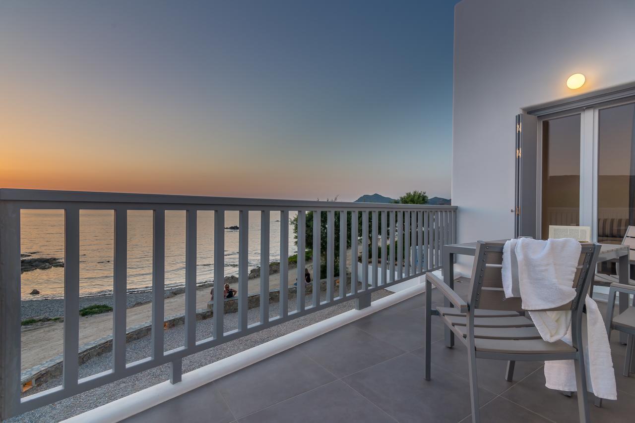 Milos Waves Luxury Apartments Полония Екстериор снимка
